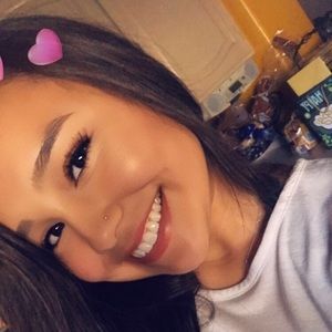 Meet your Posher, Iliana